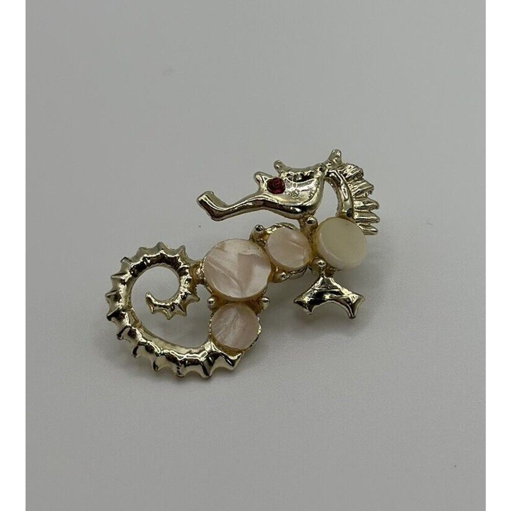 Vintage Gold‎ Tone Seahorse With Mother Of Pearl Discs Brooch /Pin Nautical